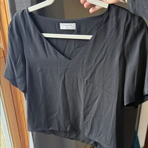 NWT!! Babaton Randy Black V-Neck Short Sleeve Blouse